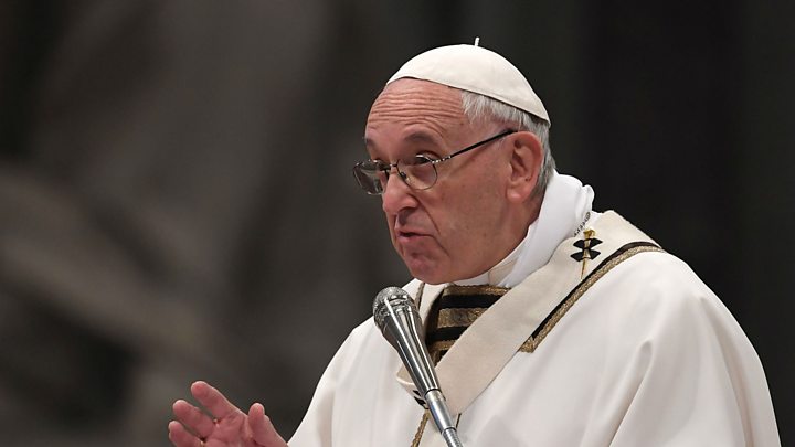 Pope is Doing Well After Surgery, Stays in Hospital for A Week