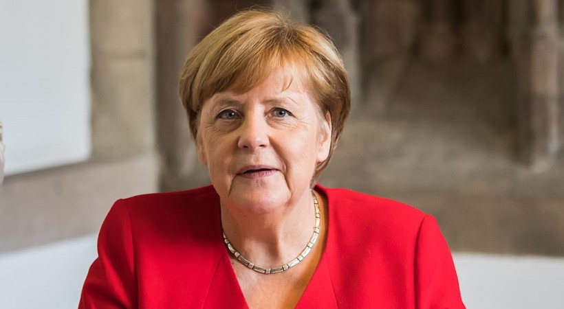 Scholz Goes with Merkel to G20 Summit