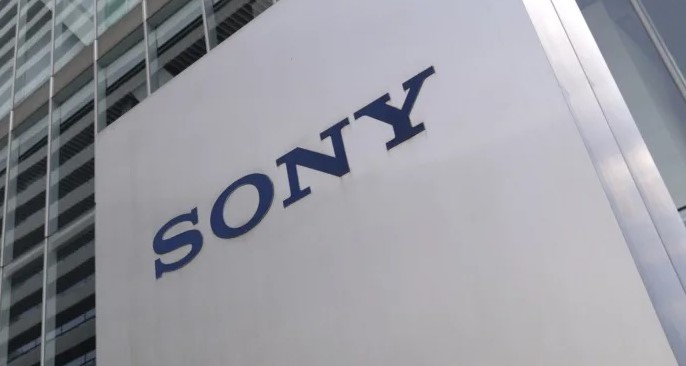 Sony Unveils New Flagship Smartphone With First True Optical Zoom
